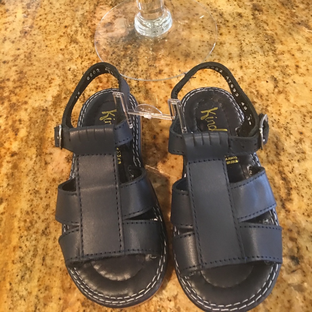 Very comfortable walker sandals , soft leather